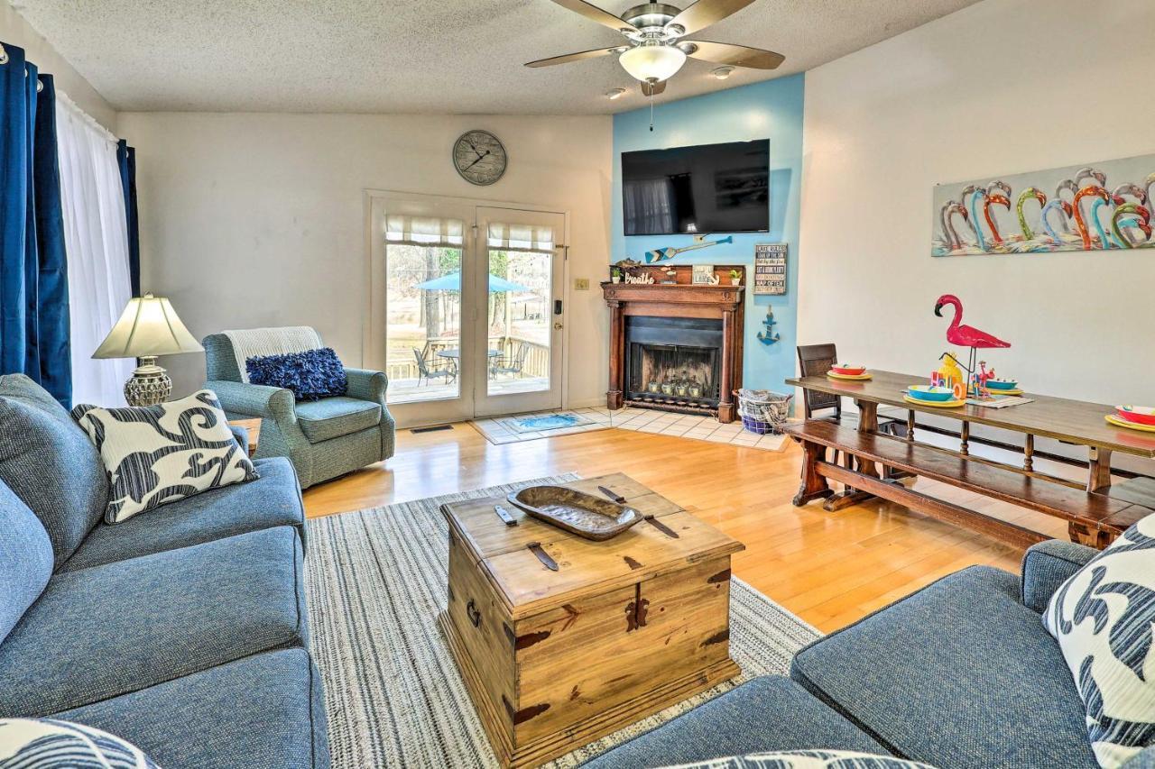 Lakefront Hot Springs Home With Furnished Deck! Exterior photo