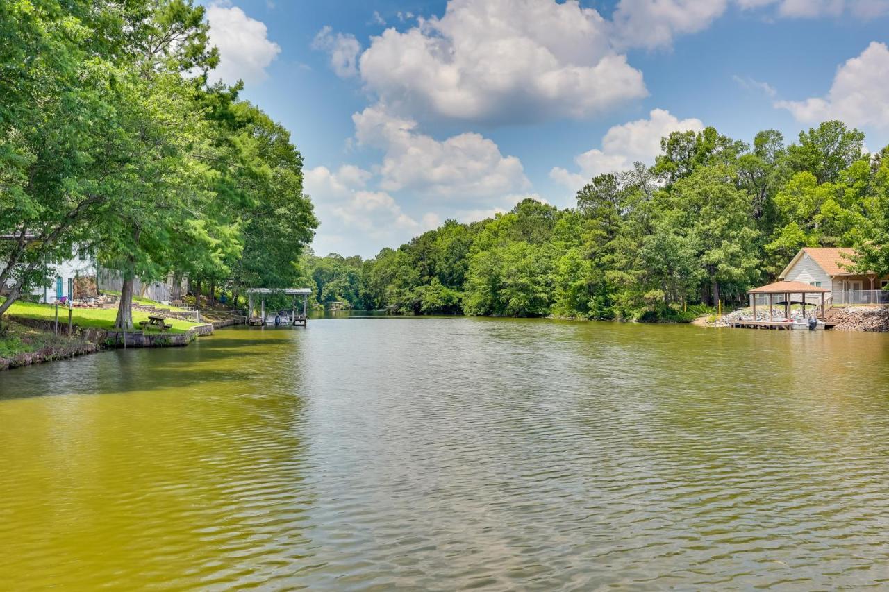 Lakefront Hot Springs Home With Furnished Deck! Exterior photo